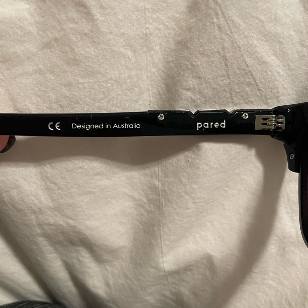 Pared Sunglasses - Picture 3 of 4